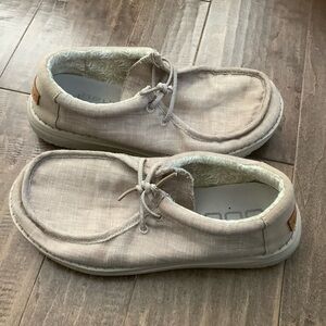 Hey Dude Wally Youth Shoes, 5-6